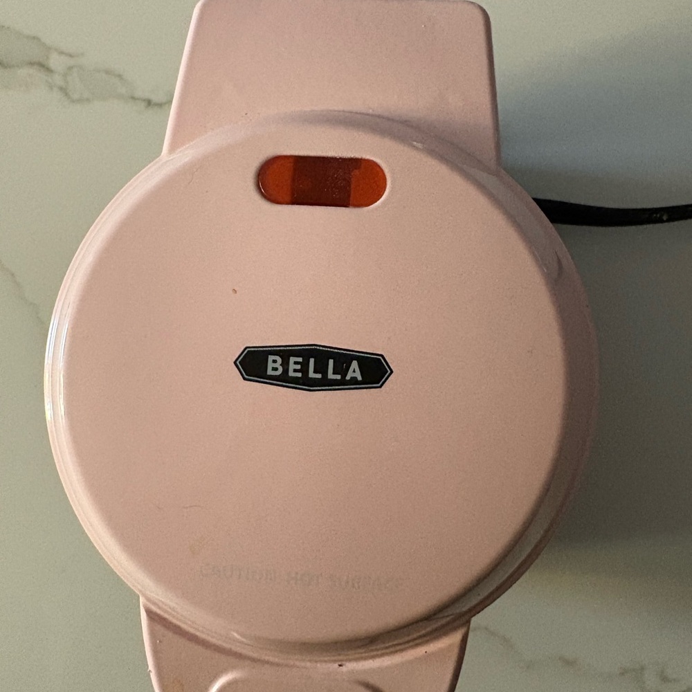 Bella Mini Donut Maker Pink
